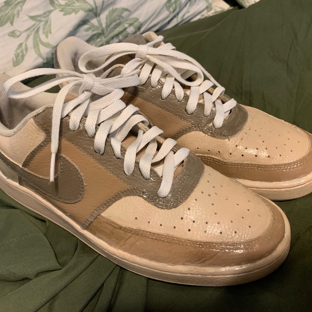 Custom Nikes - Picture 4 of 11